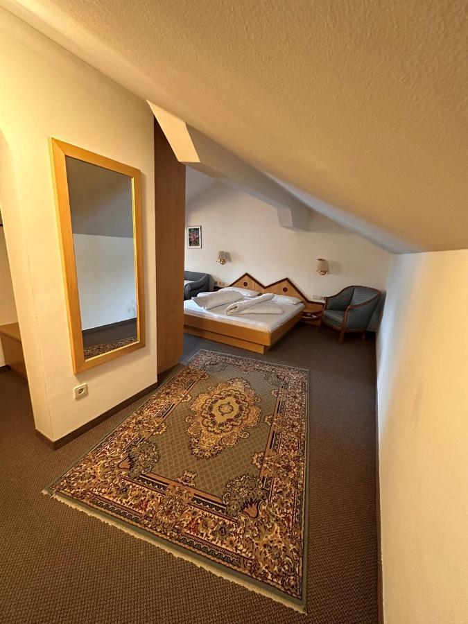 Hotel Brandl San Candido Esterno foto