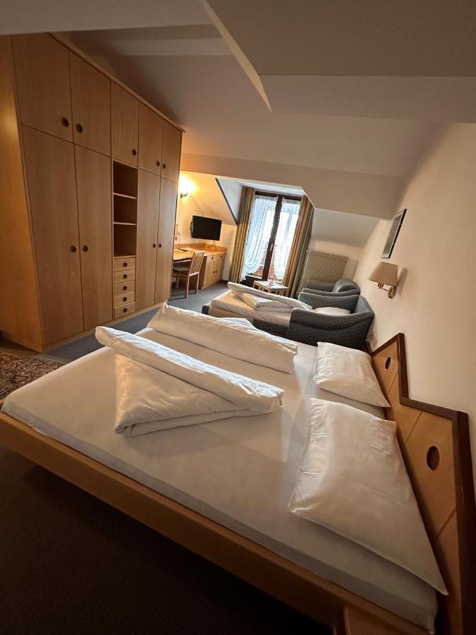 Hotel Brandl San Candido Esterno foto