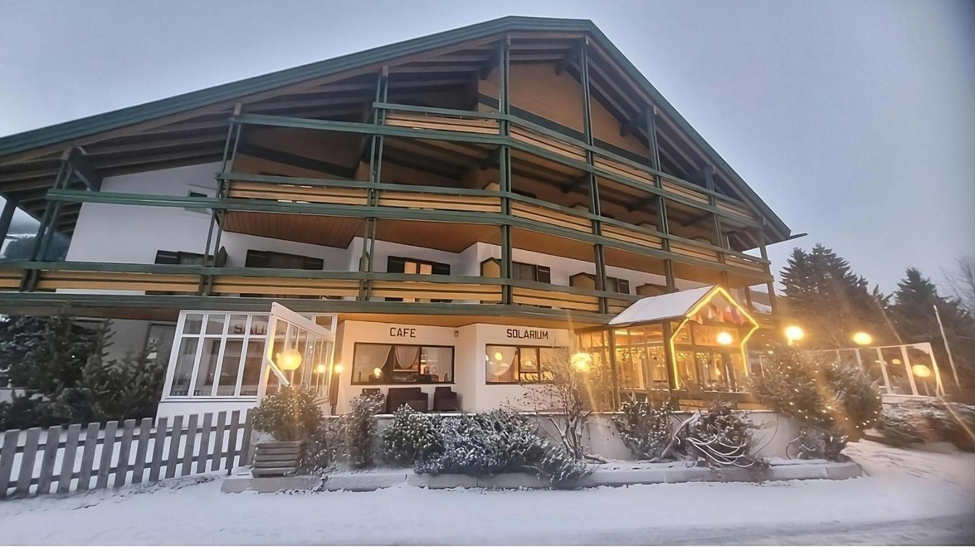 Hotel Brandl San Candido Esterno foto