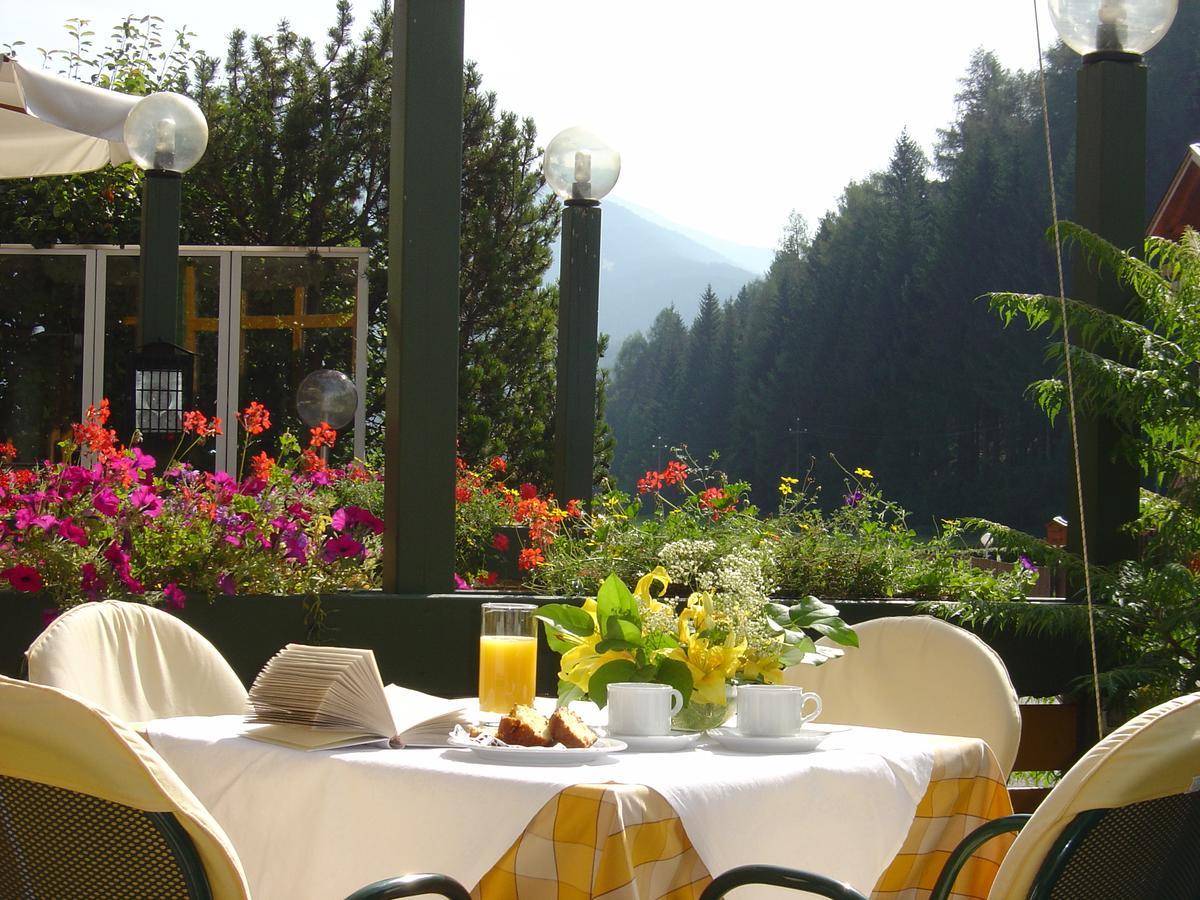 Hotel Brandl San Candido Esterno foto